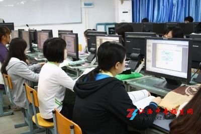 赣州华坚科技学校计算机软硬件设计专业发展概况